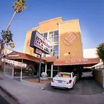 Metropolitan Inn&Suites